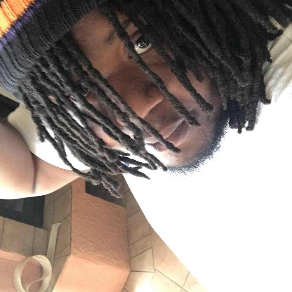 Meet your Posher, Aaron